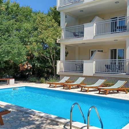 Apartmani Ivica Krk Town Eksteriør billede