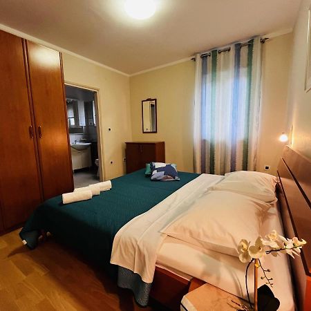 Apartmani Ivica Krk Town Eksteriør billede