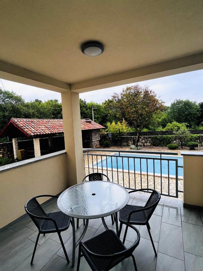 Apartmani Ivica Krk Town Eksteriør billede