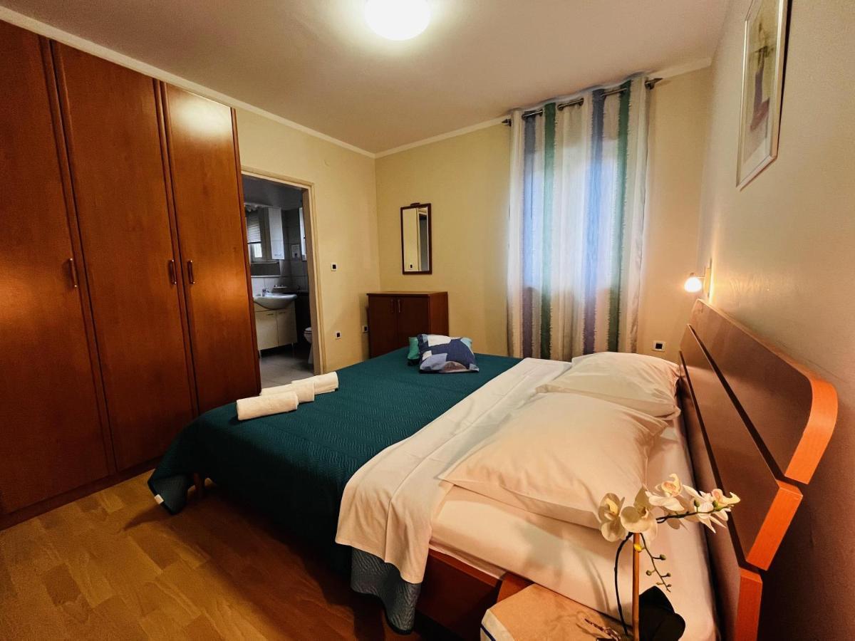 Apartmani Ivica Krk Town Eksteriør billede