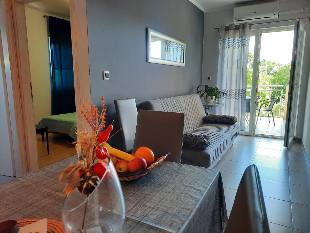 Apartmani Ivica Krk Town Eksteriør billede